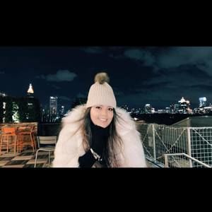 Meet your Posher, Vanessa